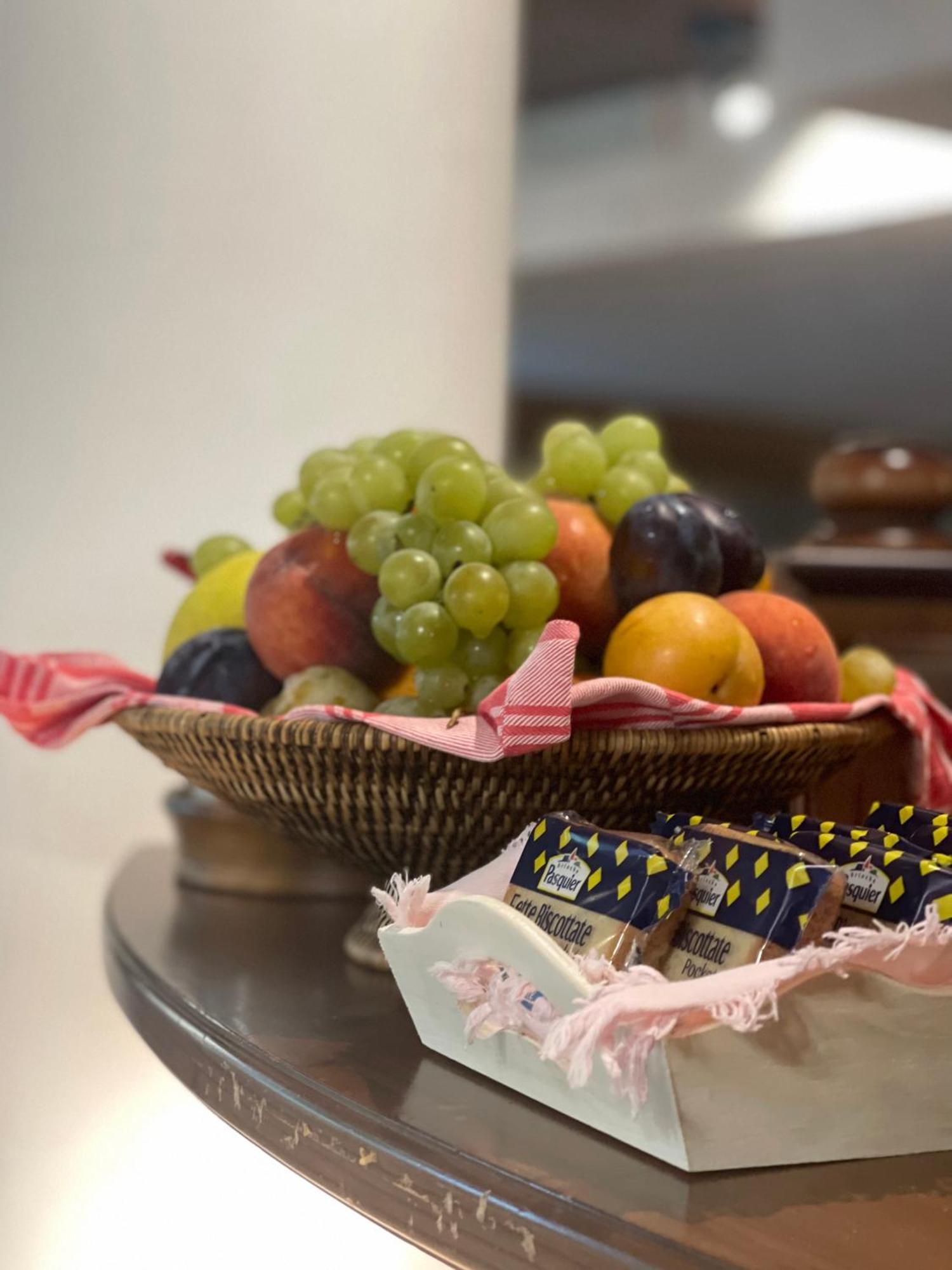 Hotel Bouton D'Or - 코네 외부 사진